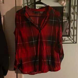Women’s plaid shirt